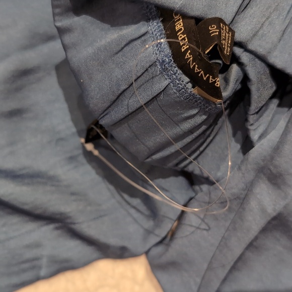 L: New Banana Republic two-piece satin pajama set - Picture 6 of 7